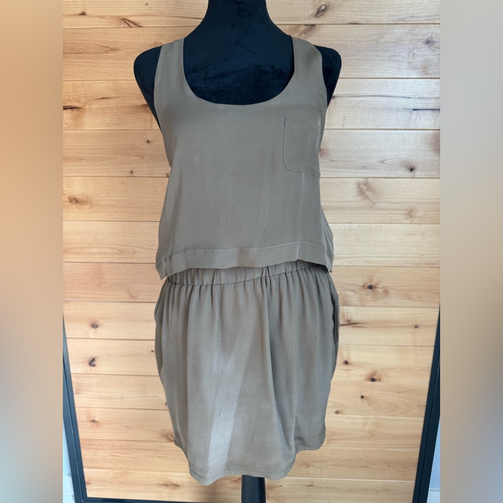 WAYNE Sleeveless Tan Dress
